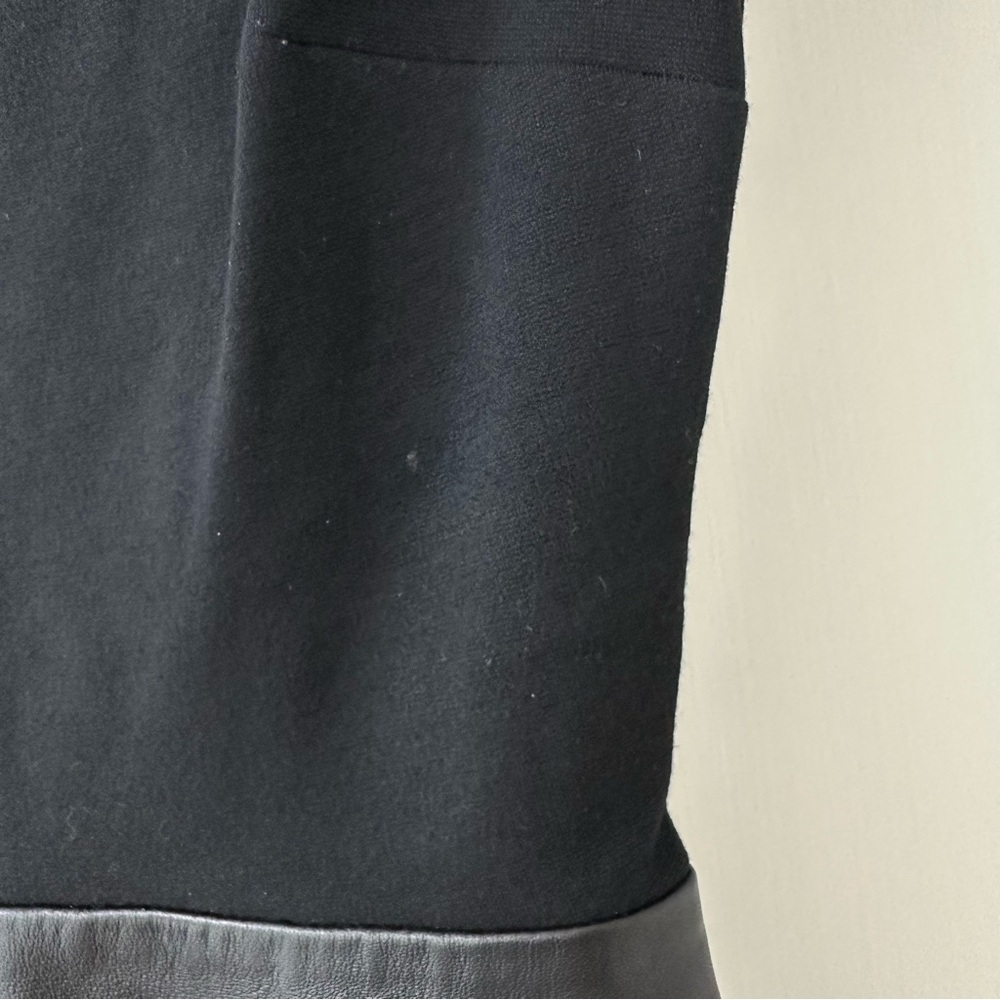 Diane Von Furstenberg Black Fit & Flare Skater Dress,  Leather Details, Size 0 - Picture 11 of 11
